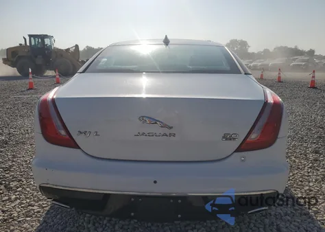 2017 Jaguar Xjl Portfolio z USA, uszkodzony, nr VIN SAJWJ2GD3H8W07844